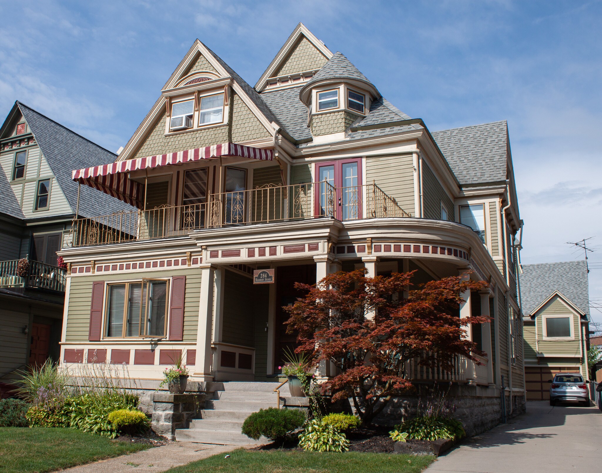 Building Photo - 284 Richmond Ave