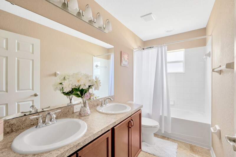 Building Photo - 722 Vineyard Reserve Ct