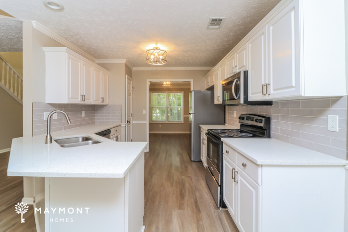 Building Photo - 1210 Fountain Cove Ln