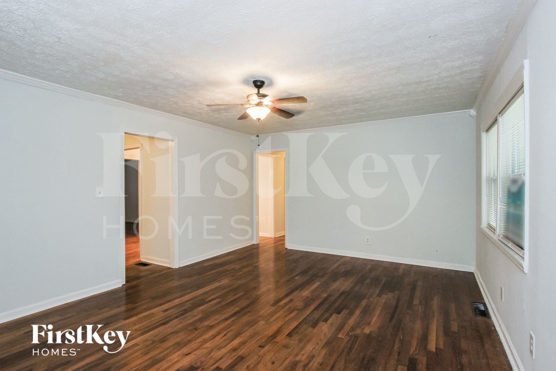 Building Photo - 3549 Tulip Dr