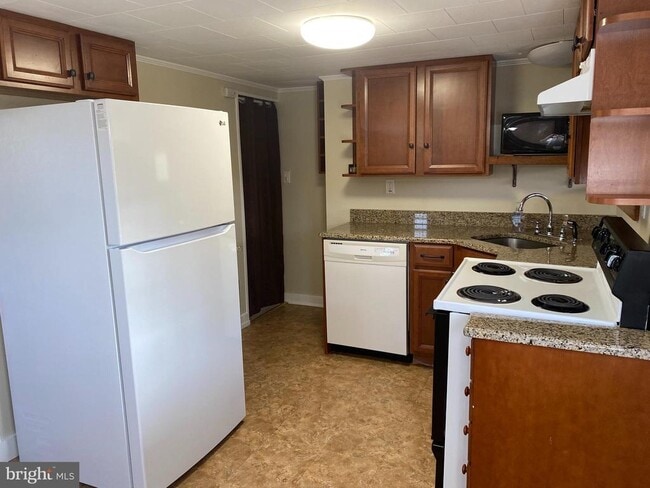 Building Photo - 224 Pinetown Rd