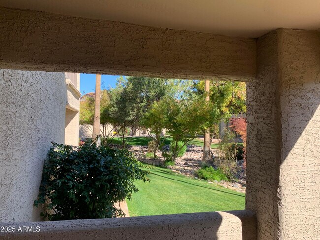 Building Photo - 9445 N 94th Pl