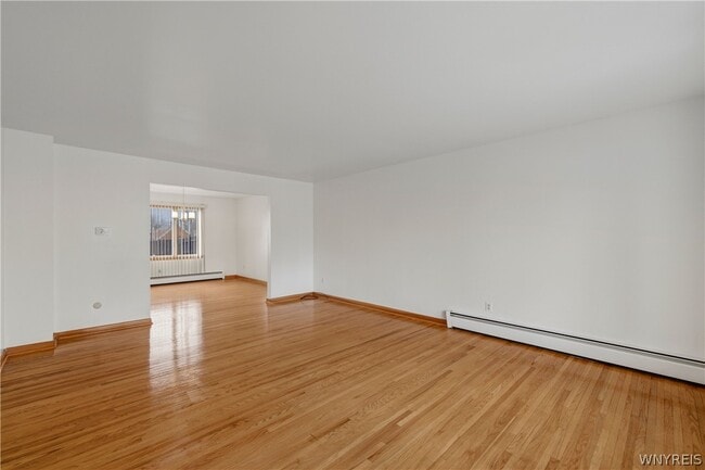 Building Photo - 4 Villa Moraine Dr