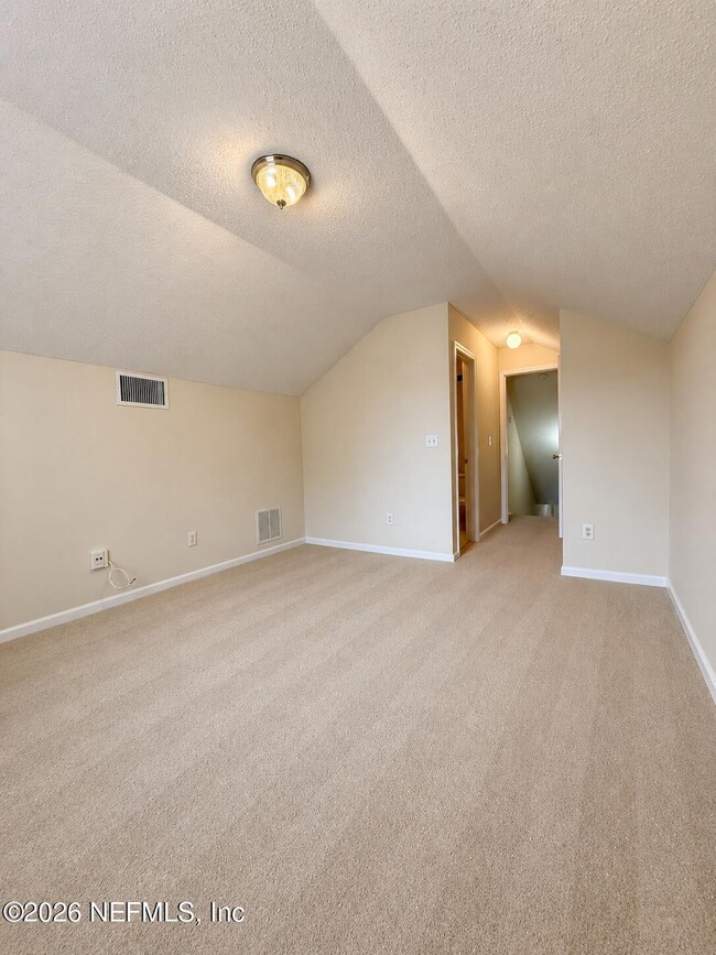 Building Photo - 3150 Highland Grove Dr