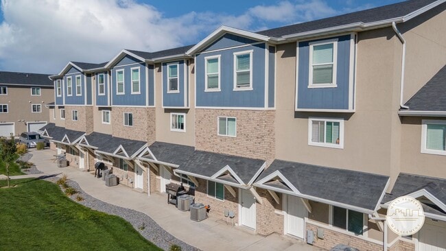 Building Photo - *Porter&#39;s Crossing in Eagle Mountain
