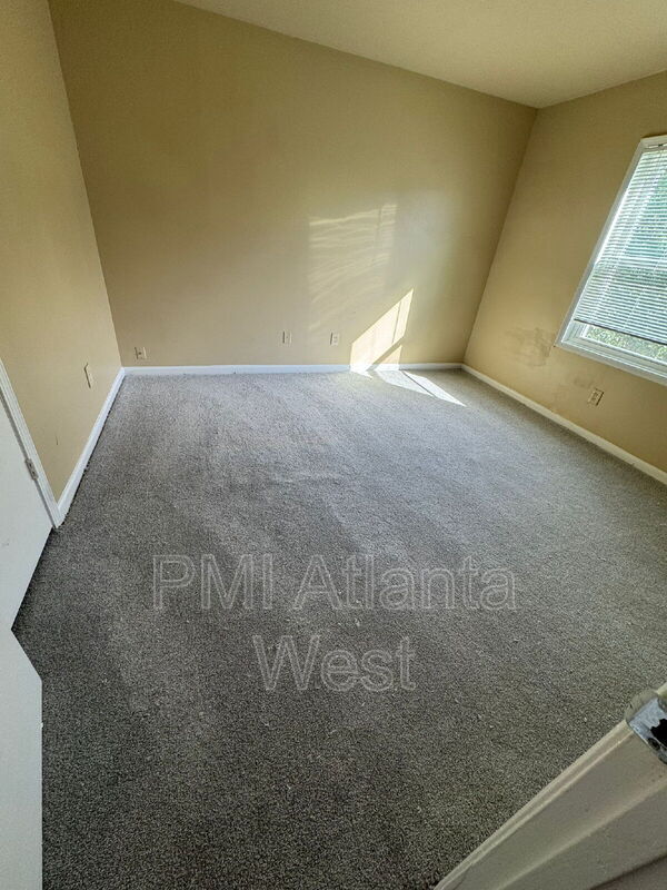 Building Photo - 843 Garden Walk Blvd