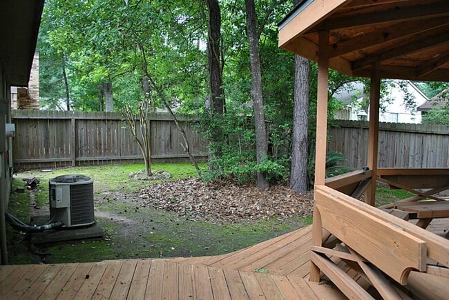 Building Photo - 18 Dellforest Ct