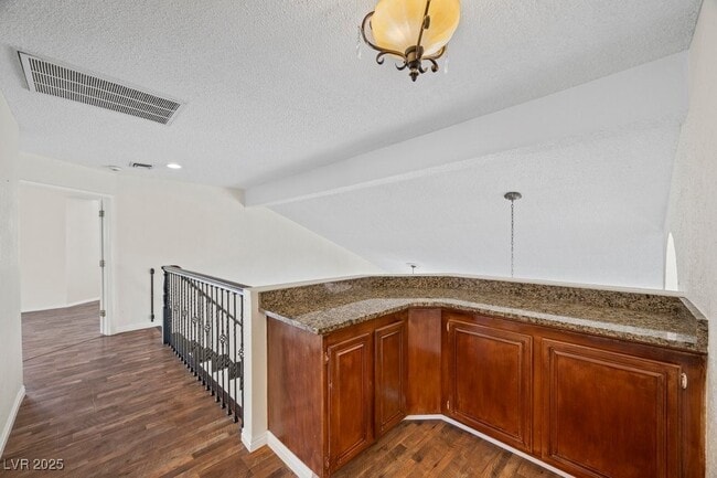 Building Photo - 8420 Haven Brook Ct