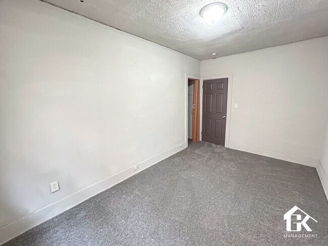 Building Photo - 2638 Richton St