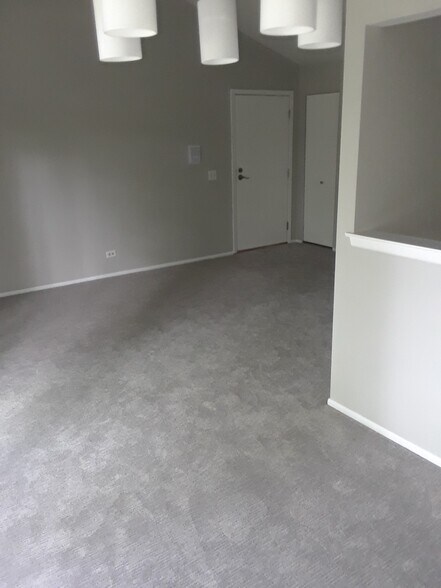 Building Photo - 375 Newgate Ct