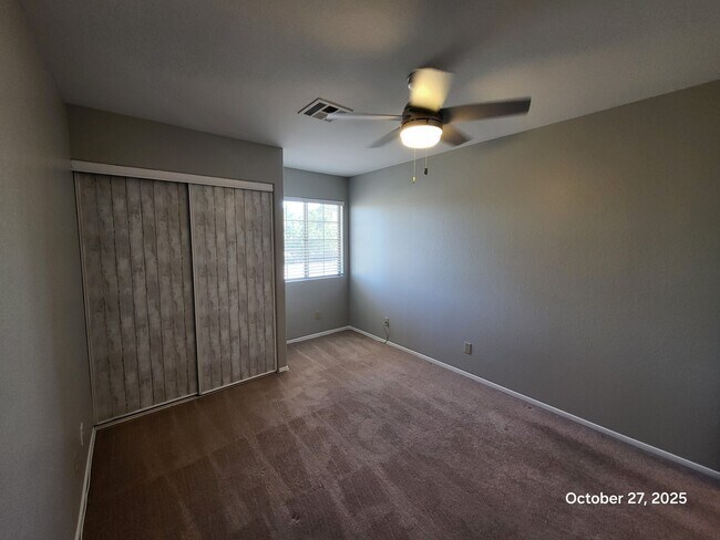 Building Photo - 2113 Harbor Cliff Dr