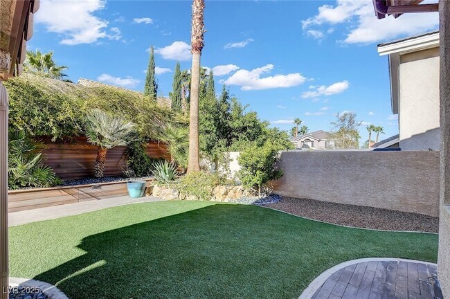 Building Photo - 9704 Cameo Rose Ln