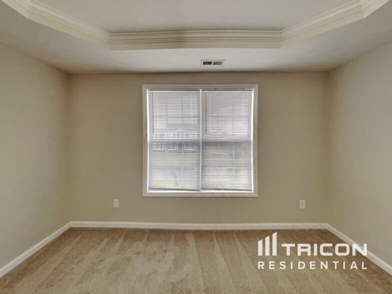 Building Photo - 147 Scotland Dr