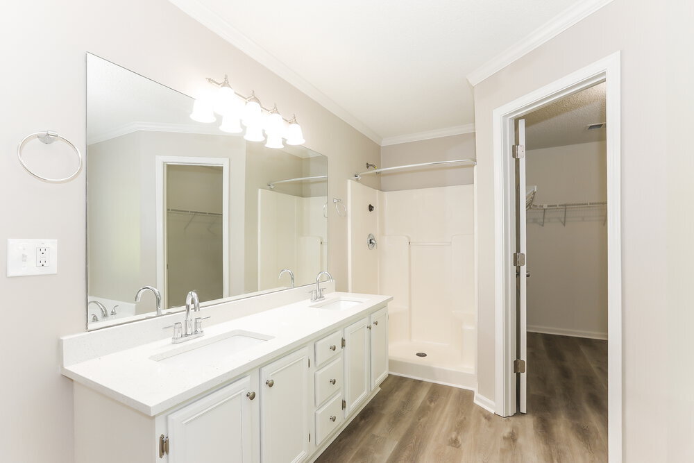 Building Photo - 1001 Crown Corners Dr