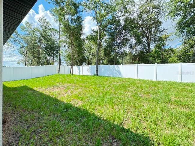 Building Photo - 10032 N Deltona Blvd