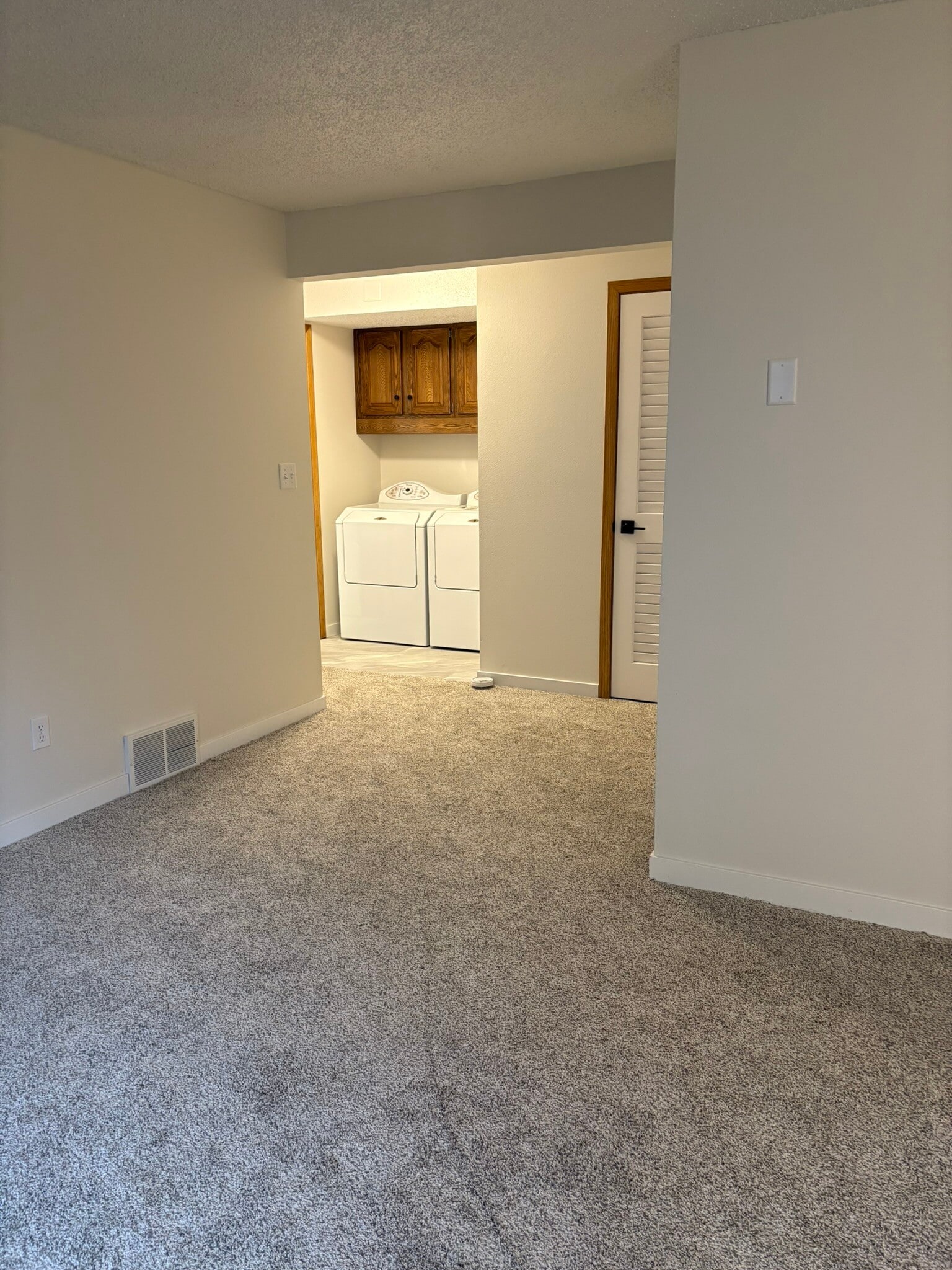 Building Photo - 830 Dover St