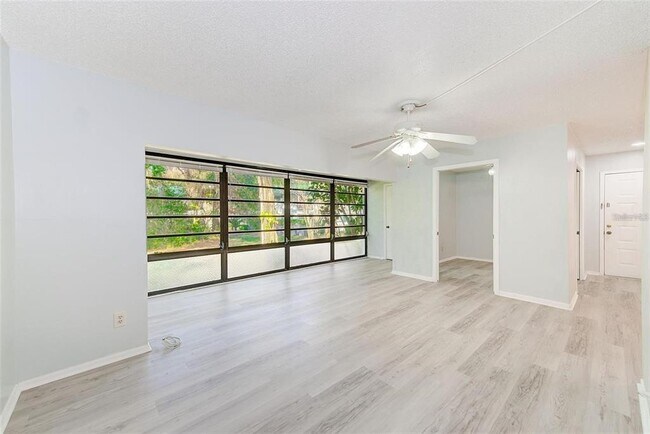 Building Photo - 3259 Fox Chase Cir