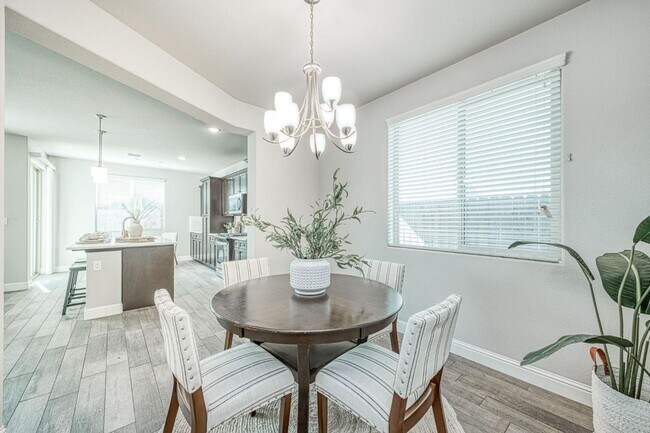 Building Photo - Stunning Granville Home in Copper River Canvas Gated Community!