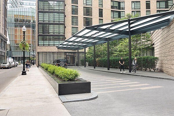 Building Photo - 580 Washington St