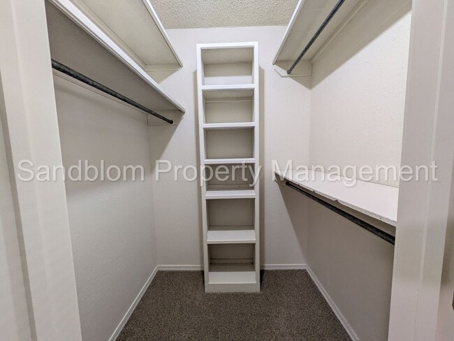 Building Photo - For Lease | Broken Arrow - Union Schools |...
