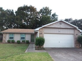 Building Photo - 727 Valley Ridge Way