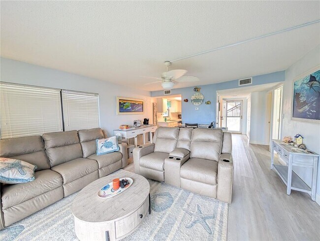 Building Photo - 3100 Ocean Shore Blvd