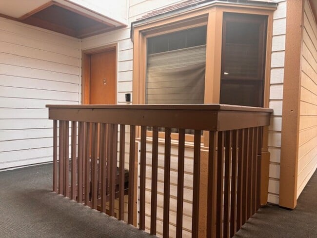 Building Photo - Stylish 3rd Level, Private 2 bedroom Apartment With LVP Flooring, Decks, Gas Fireplace & In-Unit ...