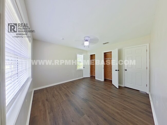Building Photo - Spacious 4-Bedroom Home with Solar Panels ...