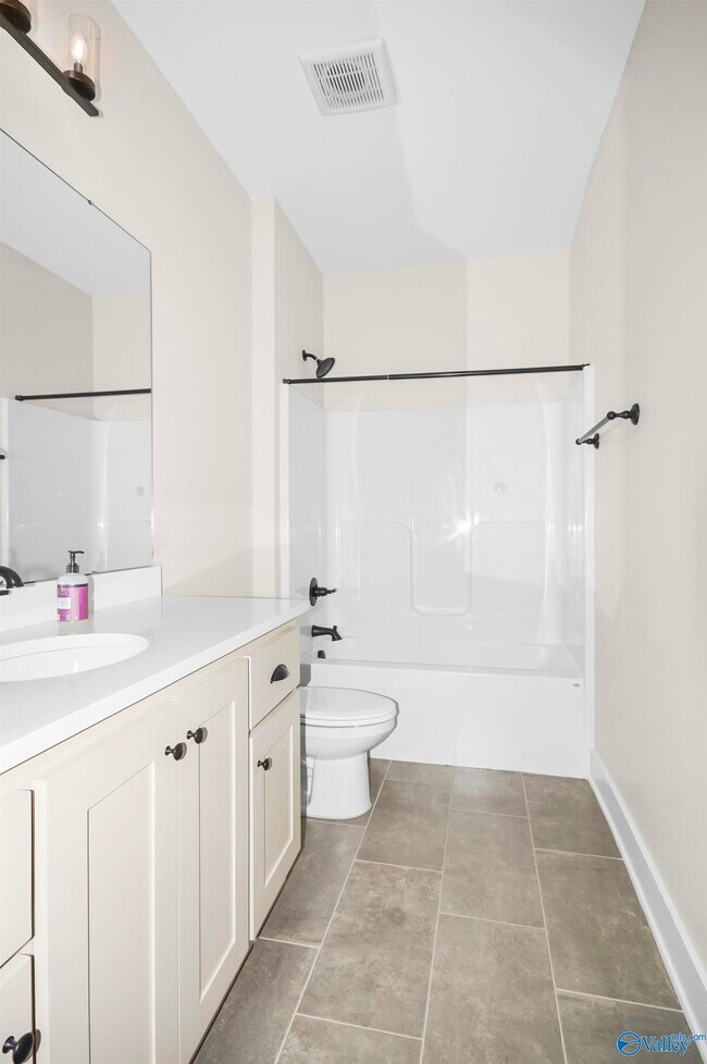 Building Photo - 65 Dylan Rd