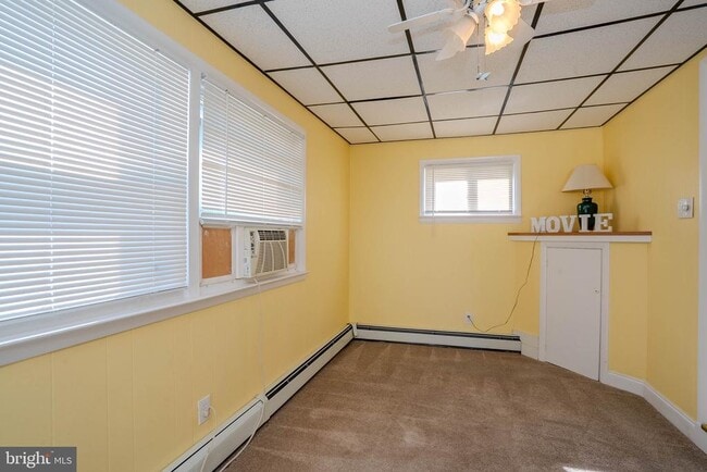 Building Photo - 135 Keswick Ave