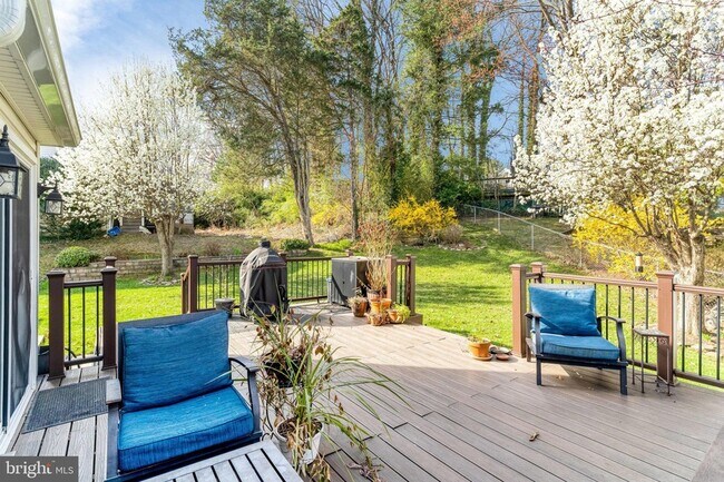 Building Photo - 6302 Shiplett Blvd