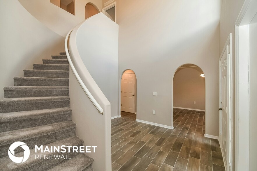 Building Photo - 12284 Hickory Forest Rd