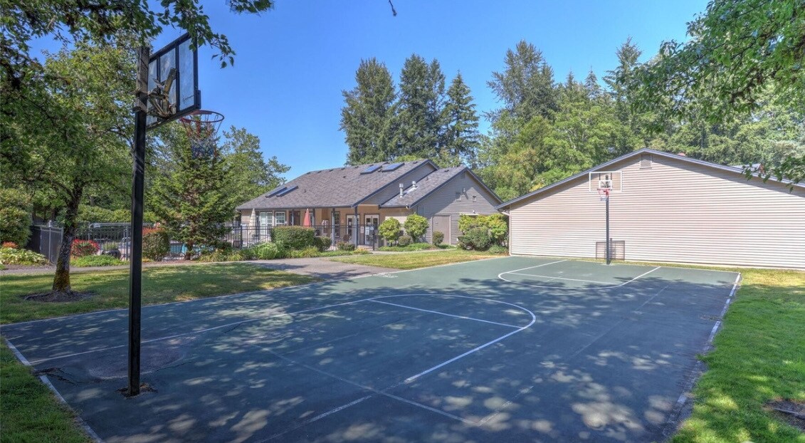 Court on Tanglewood property - 25025 SE Klahanie Blvd