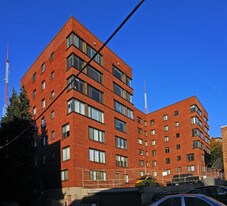 Building Photo - The Q Apartments