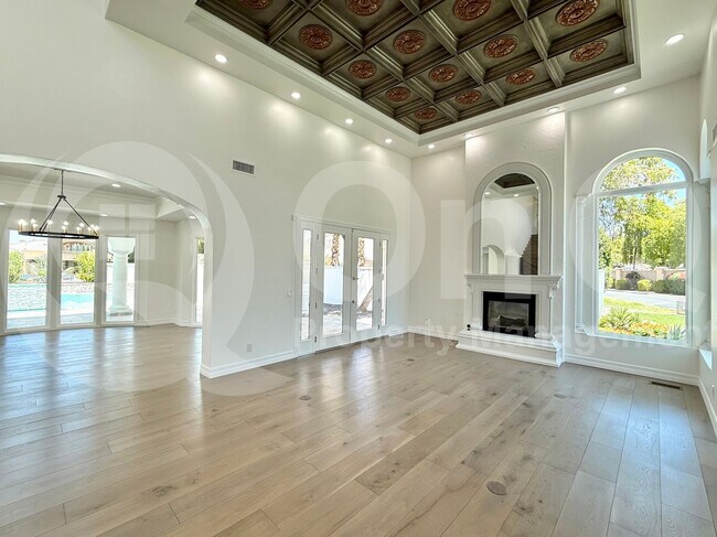 Building Photo - 1523 E Treasure Cove Dr