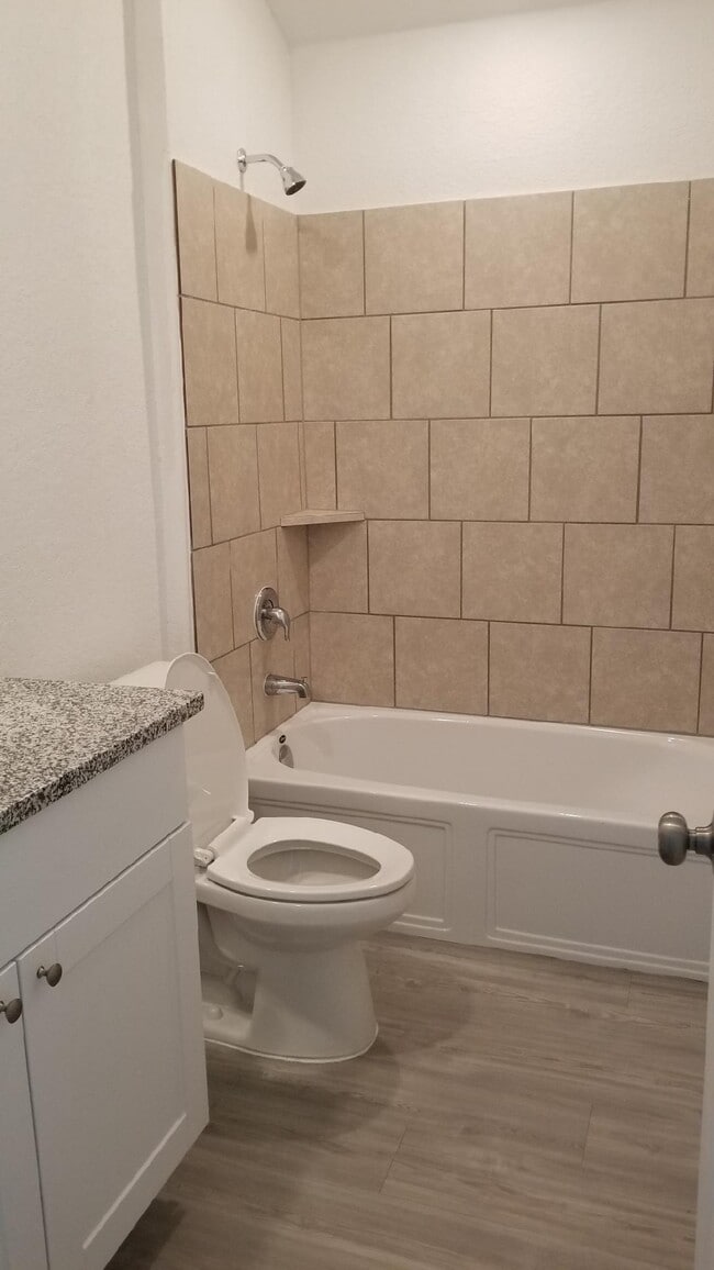 Building Photo - 2700 San Martin Ln