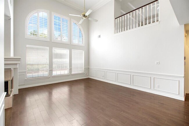 Building Photo - 14127 Swallowfield Dr
