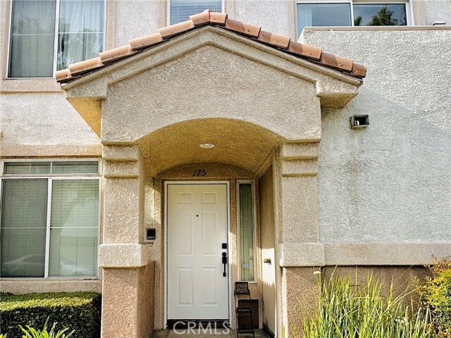 Primary Photo - 1050 N Turner Ave