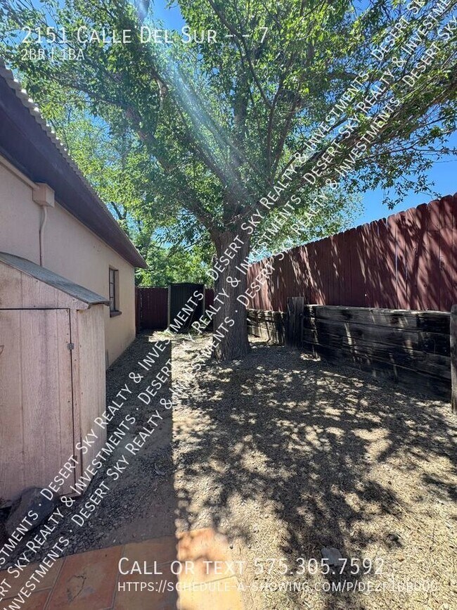 Building Photo - 2151 Calle Del Sur