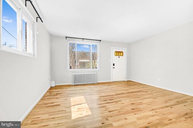 Building Photo - 7519 8th St NW