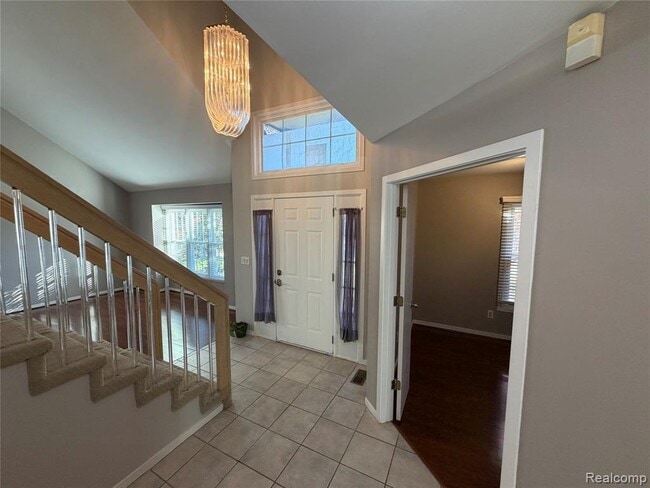 Building Photo - 39588 Squire Rd