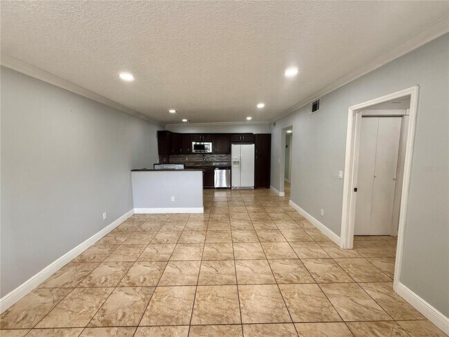 Building Photo - 139 Mayfair Cir