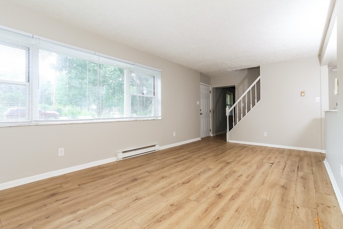 Building Photo - 9154 Zoellner Dr