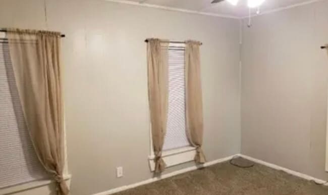 Building Photo - 140 N Meadow St