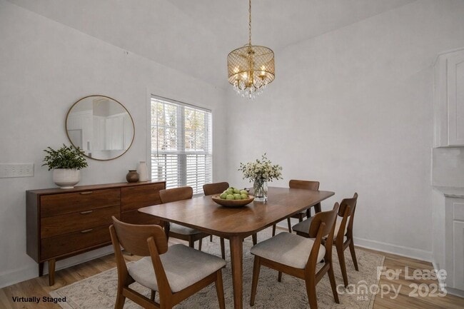 Building Photo - 285 Eagle Creek Road