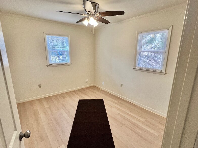 Building Photo - 5706 Courthouse Rd