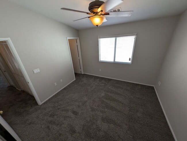 Building Photo - 8799 Roping Rodeo Ave
