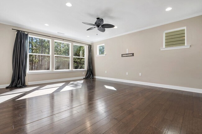 Building Photo - Beautiful 3-bedroom, 2.5-bath home in unbeatable Morrisville location