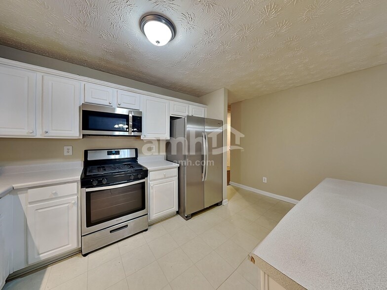 Building Photo - 3801 Bogan Mill Rd