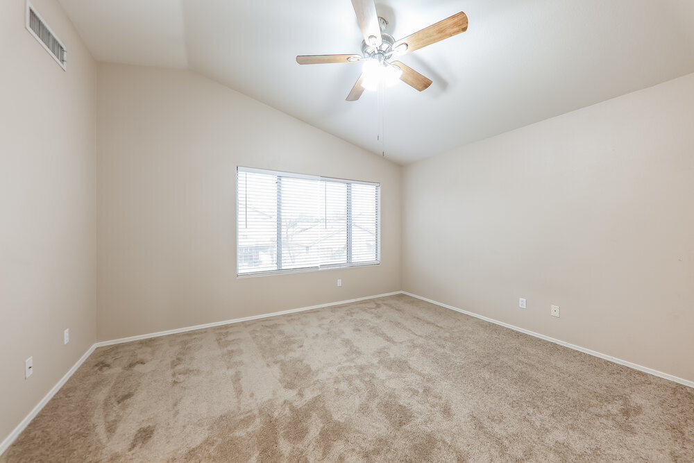 Building Photo - 1226 E Helena Dr